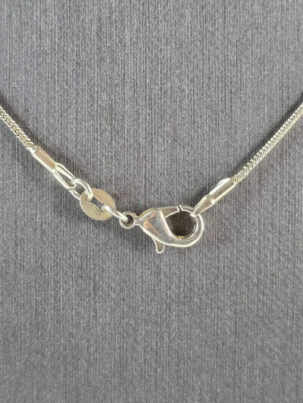 Womens Sterling Silver Religious Lady of Guadalupe Pendant Necklace 7.9g E4178